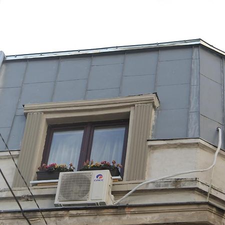 Studio Yellow - Piata Victoriei Bucharest Exterior photo